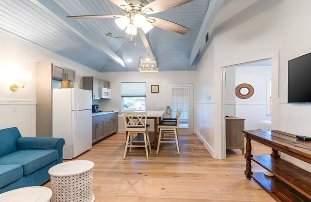2BR Cottage | Porch | Outdoor Pools | Free Parking | Onsite Dining | Near Beach