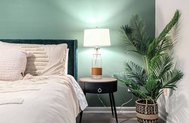 Convenient 3/2.5 Boho Bungalow