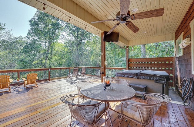 Hot Tub Soaks & Outdoor Fun: Fayetteville Cabin