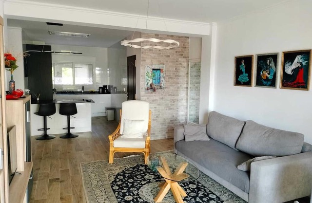 Casa Darius- 84 sqm-3 sz. 100 m to the beach Deveses, Newly renovated, Air-conditioned