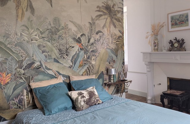 Château De Chaunac - Room 1
