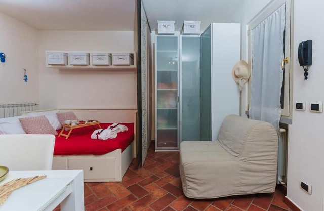 Scorcio sul lago - Studio Apartment, Sleeps 3