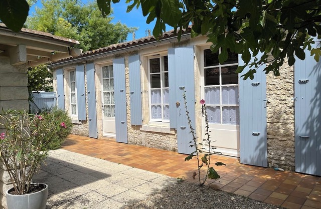 Holiday Home 'Lisière De Forêt De Domino' with Private Terrace and Private Garden