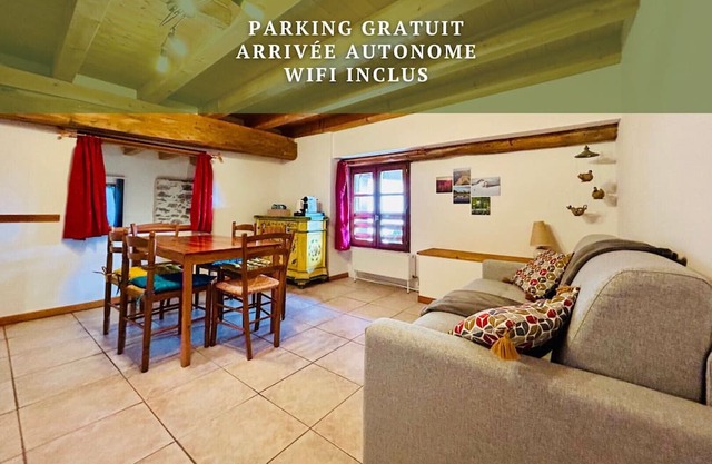 At the Foot of the Castle - Parking, WiFi, Garden - Savoie College