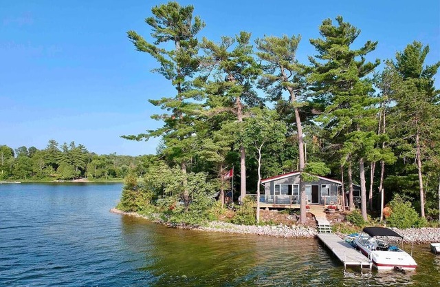 Barber Pointe Cottage