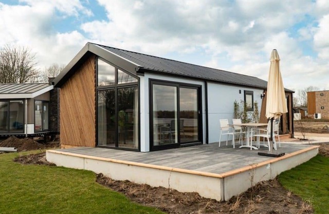 Holiday house Kerkdriel for 1 - 4 persons with 2 bedrooms - Holiday home