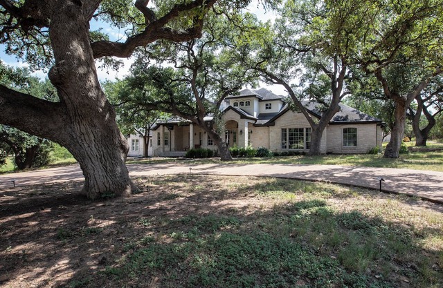 Spacious 7-bedroom house at the junction of Austin, Driftwood & Dripping Springs