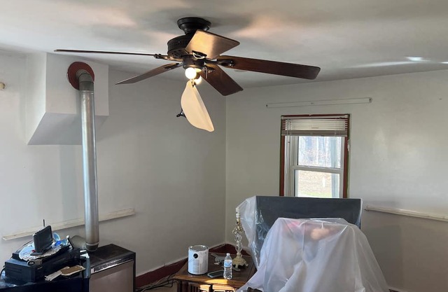 Charming 1-bedroom house in awesome Kirkwood with AC