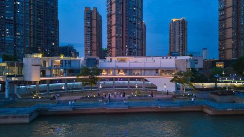 Floral Luxury Wuhu Lake Art Hotel