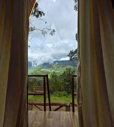 Wrongturnclub hilltop adventure stay