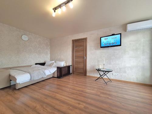 Двокімнатна квартира навпроти Театру Гоголя у центрі Полтави Мережа AlexApartments Документи для відряджень Безконтактне заселення цілодобово