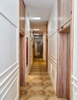 Demipos luxury suites