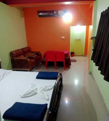 OYO Flagship 81055 Hotel Rajhans