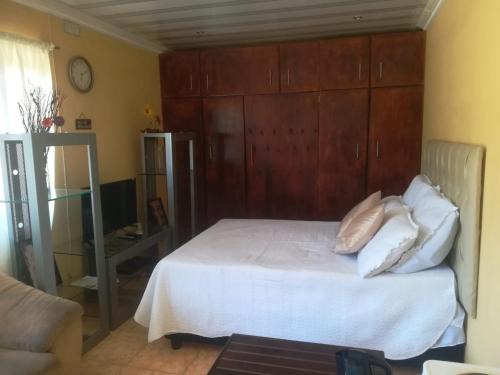 Bk's self catering