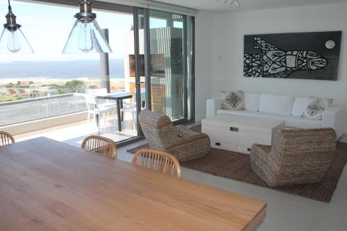 Altamar -2 Bedroom - Sea View 4PAX Z30