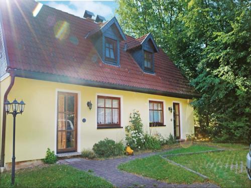Holiday Home Mitwitz with a Fireplace 01