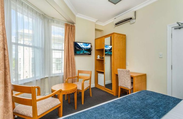 Ramada by Wyndham Hamilton City Center