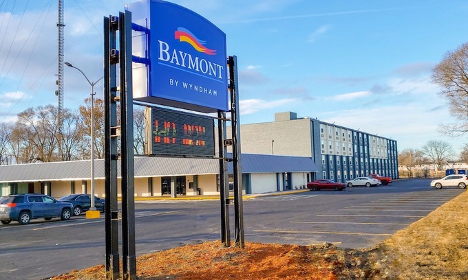 Ferndale Hotel | Baymont by Wyndham Ferndale/Royal Oak