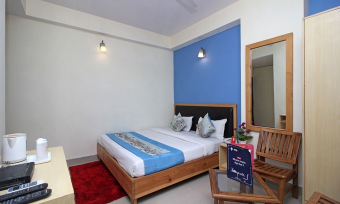 Jasola Hotel | OYO 9046 Hotel Metro Star