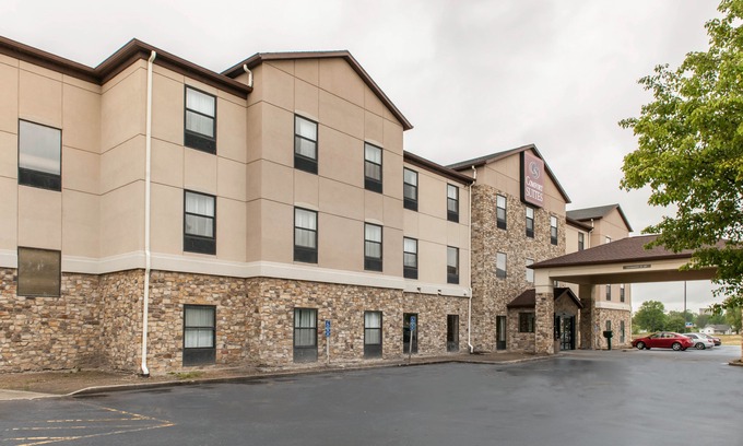 Vincennes Hotel | Comfort Suites - Vincennes
