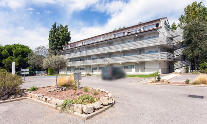 Pres d'Arenes Hotel | Campanile Montpellier Sud