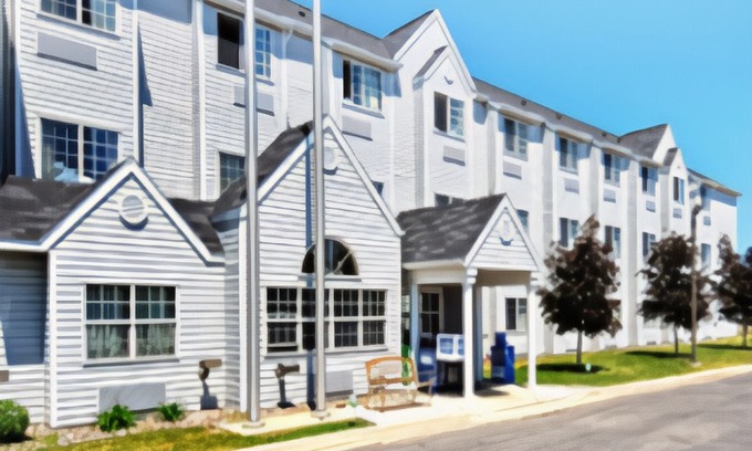 Rochester Hotel | Microtel Inn & Suites by Wyndham Rochester North Mayo Clinic