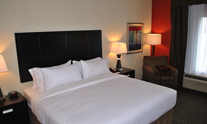 Salem Hotel | Holiday Inn Express Salem, an Ihg Hotel