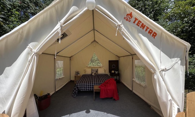 Silver Point RV Rental | Tentrr Signature Site - Jester at Defenders Retreat - Site C
