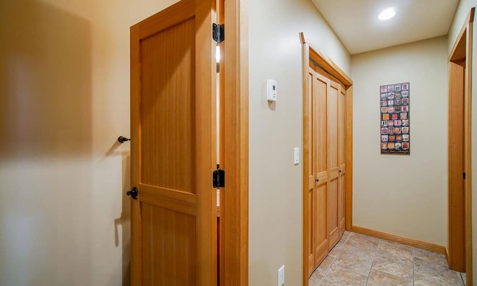 Kent Ski Chalet | Unit #2 | Harrison Chalet Suites @ Harrison Hot Springs