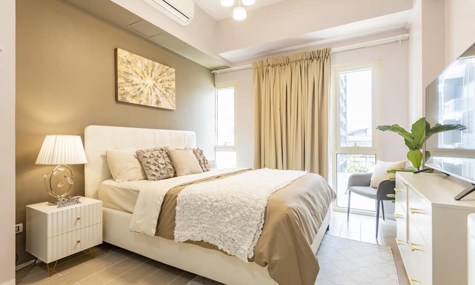 Pasay House | 81 Newport Boulevard Front NAIA Terminal3-Best staycation in PasayManila