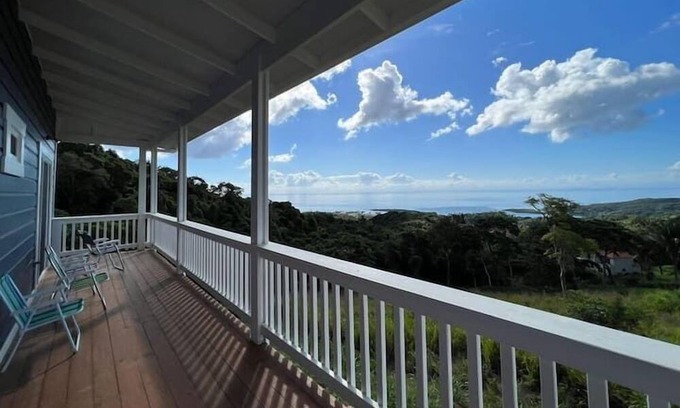 Roatan House | Monstemar Blue View @ Henry Jackson, Roatan.