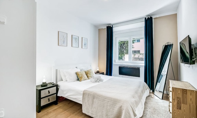 Alfama Apartment | Lisbon Charming Apartment III