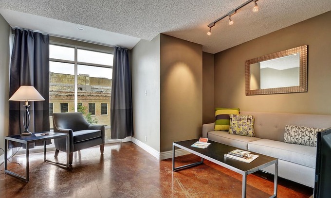Downtown Austin Apartment | The Littlefields by Lodgewell | Cool-Fun Loft | A3