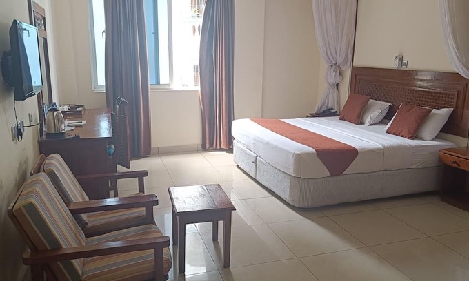 Kikowani Hotel | SUHUFI PALACE HOTEL