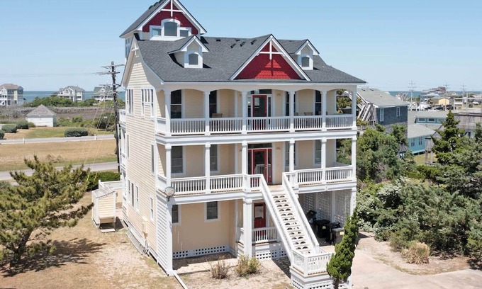 Hatteras House | On Special - Well-Equipped Semi-Oceanfront in Hatteras w/ Pool, Hot Tub, Game Ro