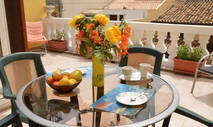 Marina di Ragusa House | La Rosa dei Venti - Typical house with WiFi 150 meters from the sea