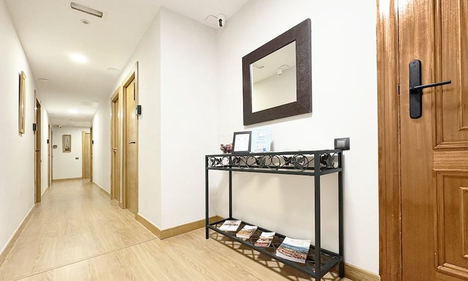 Logrono City Centre House | Berceo Rooms Self Check-in