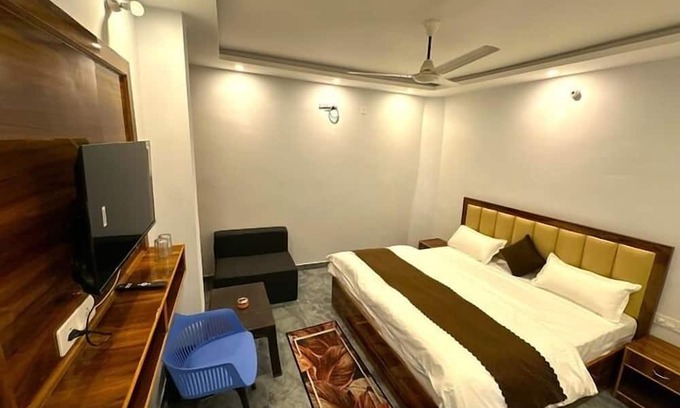 Dhunar Gaon Hotel | Hotel Divya Ganga Shivpuri Rishikesh