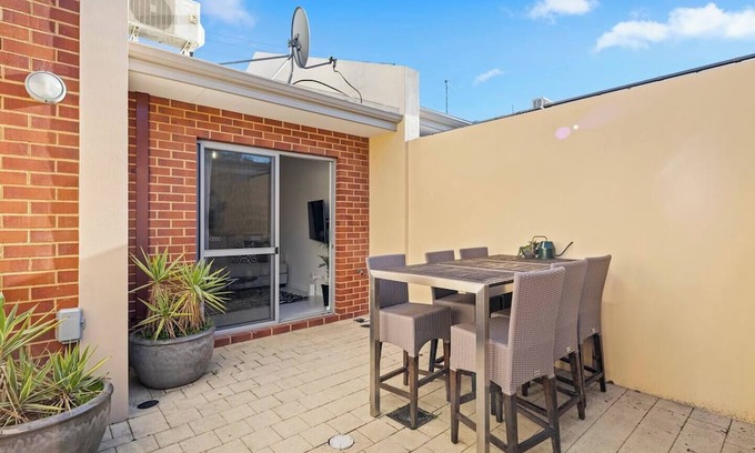 Armadale House | Best Location Armadale Sleeps 6