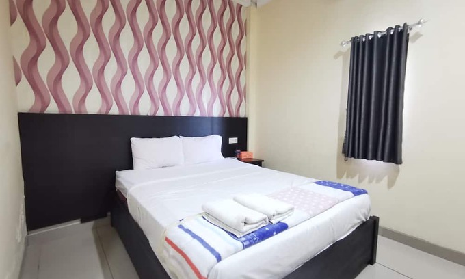 Tarakan Hotel | OYO 94776 Griya Cempaka