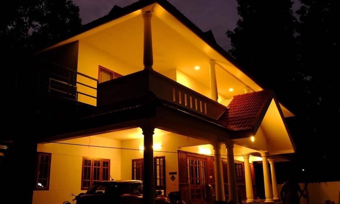 Aranmula Bed & Breakfast | River Meadows