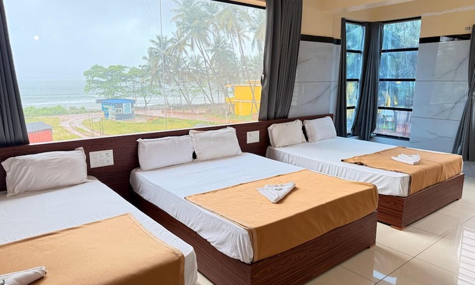 Murudeshwara Hotel | Ocean View Residency