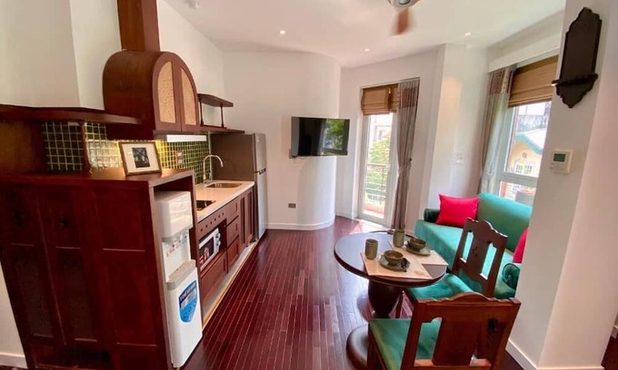 Truc Bach Apartment | Tranquil Truc Bach