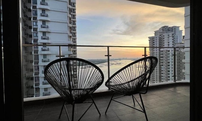 Johor Bahru Apartment | Comfy 3BR Apt in Danga Bay, Free Parking, Sea View