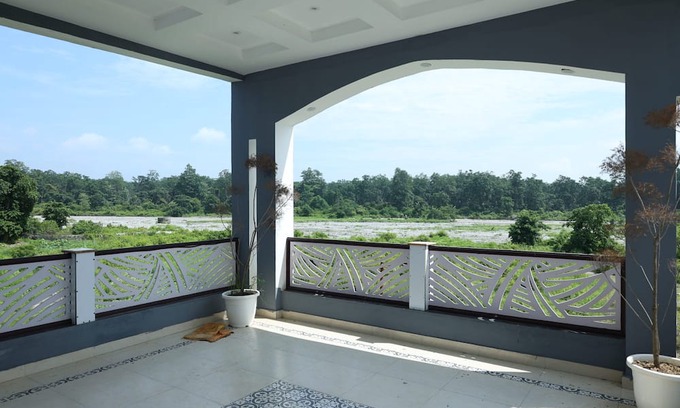 Bail Parao Hotel | Vanam Resort and Roof Top