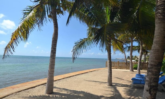 Puerto Morelos Condo | Luxury, Oceanfront condo with four master suites for family or groups