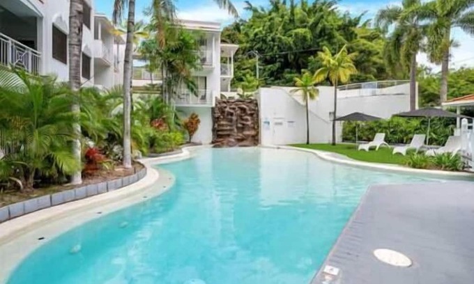 Palm Cove Apartment | two bedroom beach front apartment @ Alassio Palm Cove