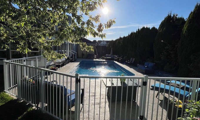 Sardis Cabin | Peaceful Cabin with beautiful mountain views.