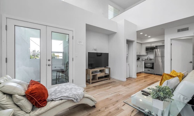 Rampart Village Apartment | Chic Three Level 2-Bedroom 2-FULL Bathroom Loft with Balcony & 2-Parking space