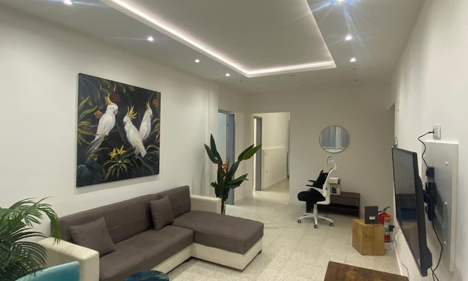 Zona XXIV Fonte Ostiense Apartment | Spazioso Appartamento Lauretino